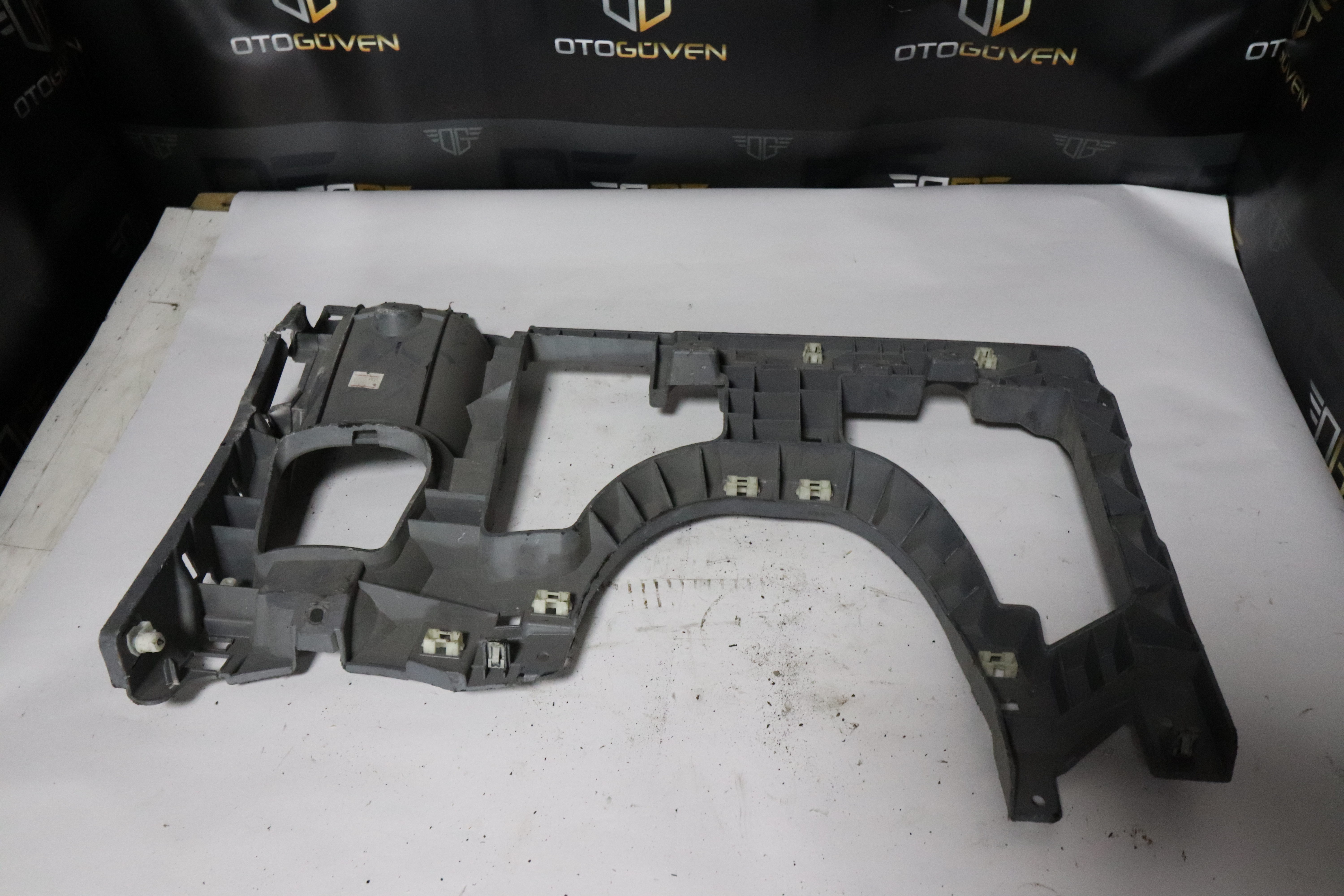 CUSTOM TORPİDO KAPAĞI İÇ PLASTİK