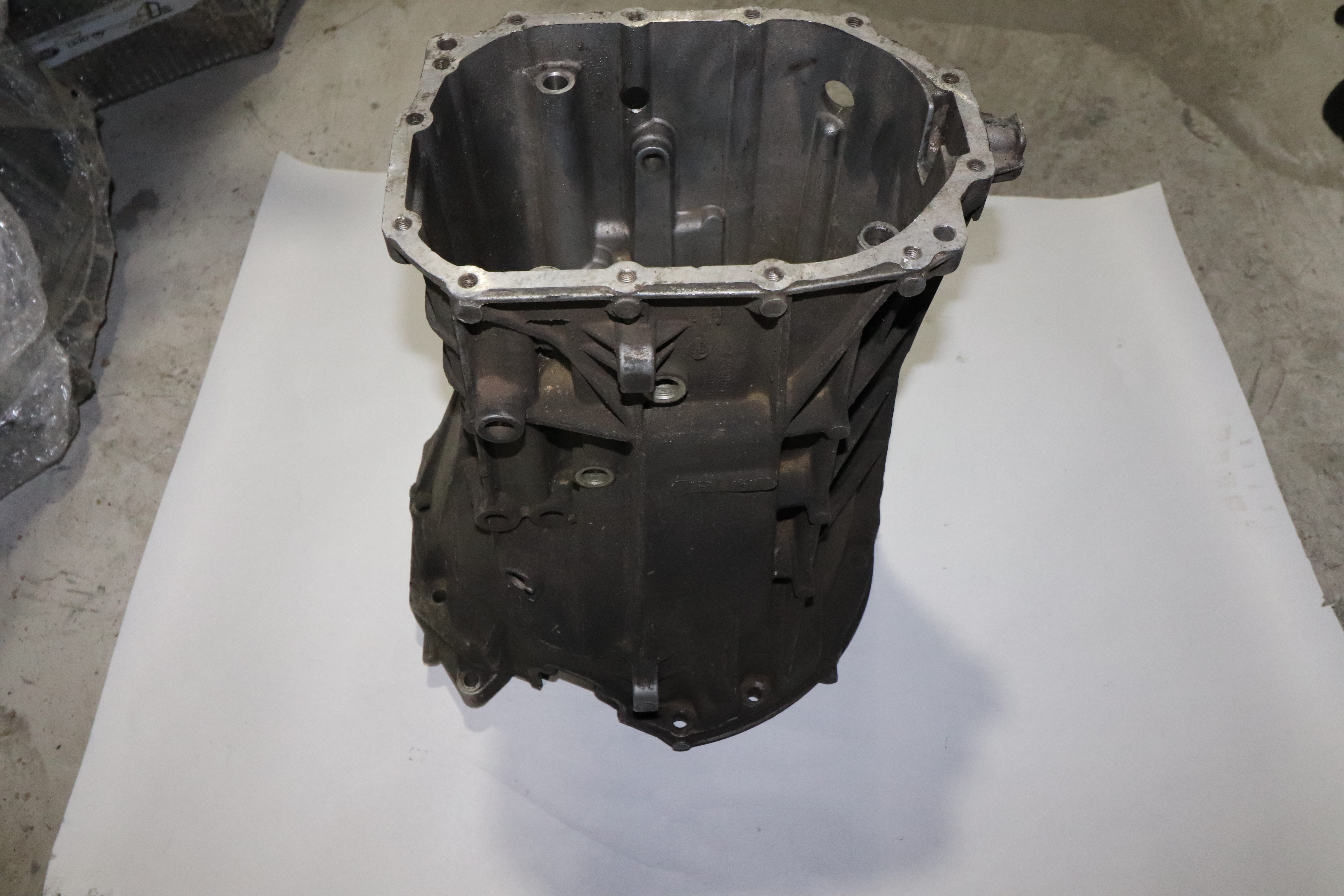 TRANSİT 200 PS ŞANZIMAN ALT MUHAFAZASI