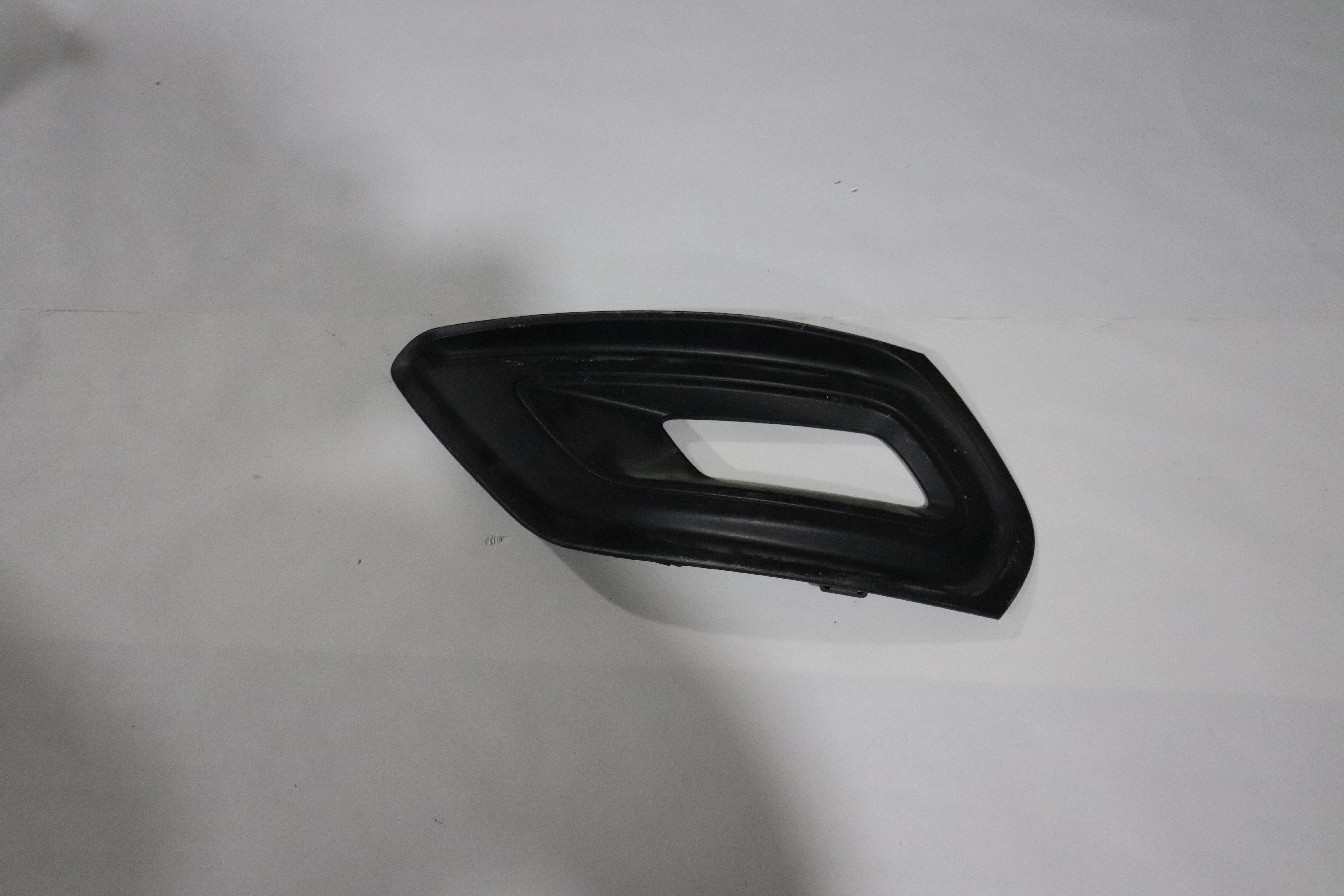 TRANSİT 2018-2020 SIFIR SİS KAPAĞI