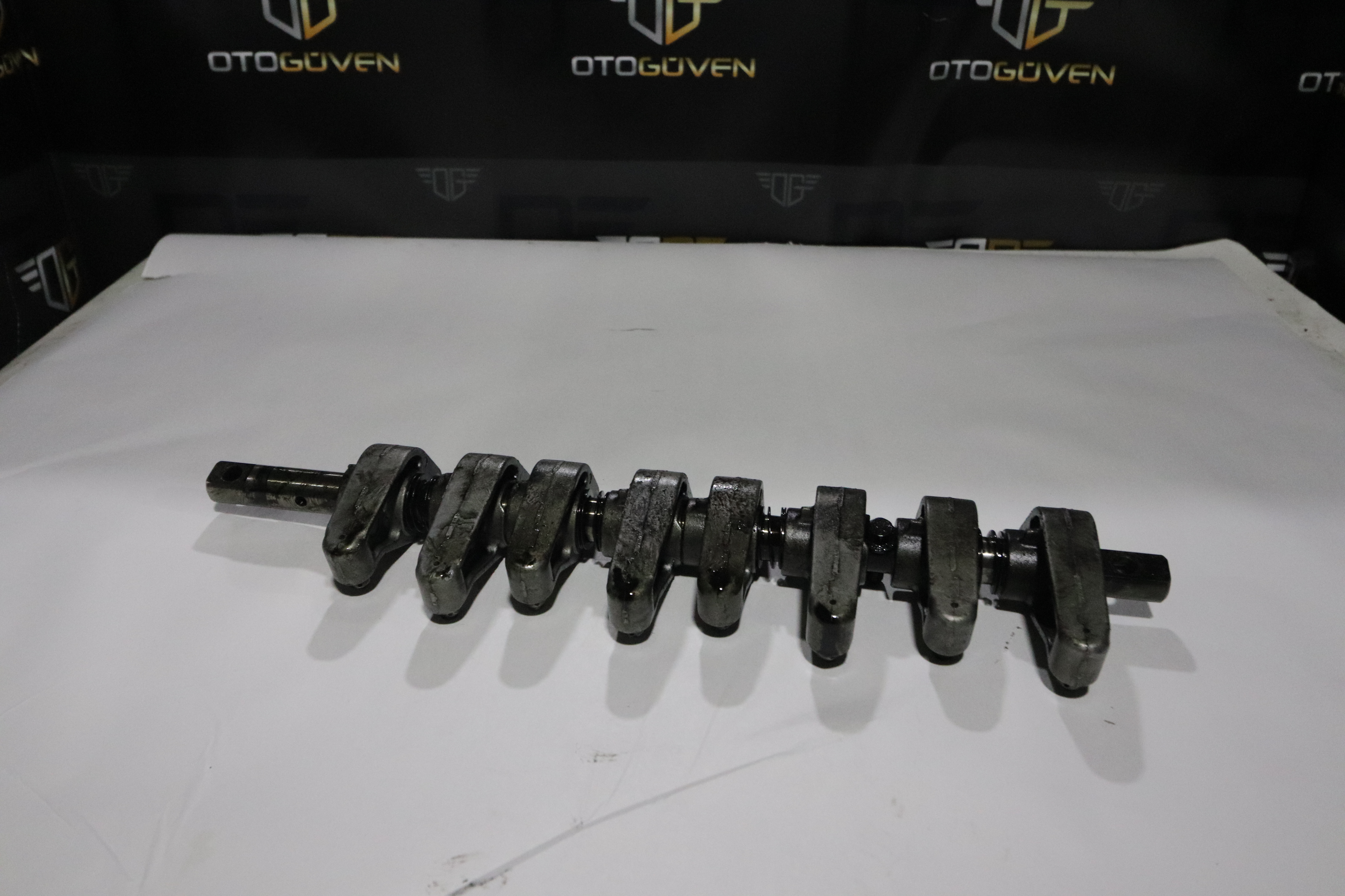 TRANSİT ÖNDEN ÇEKER 2000  PİYANO TUÇU