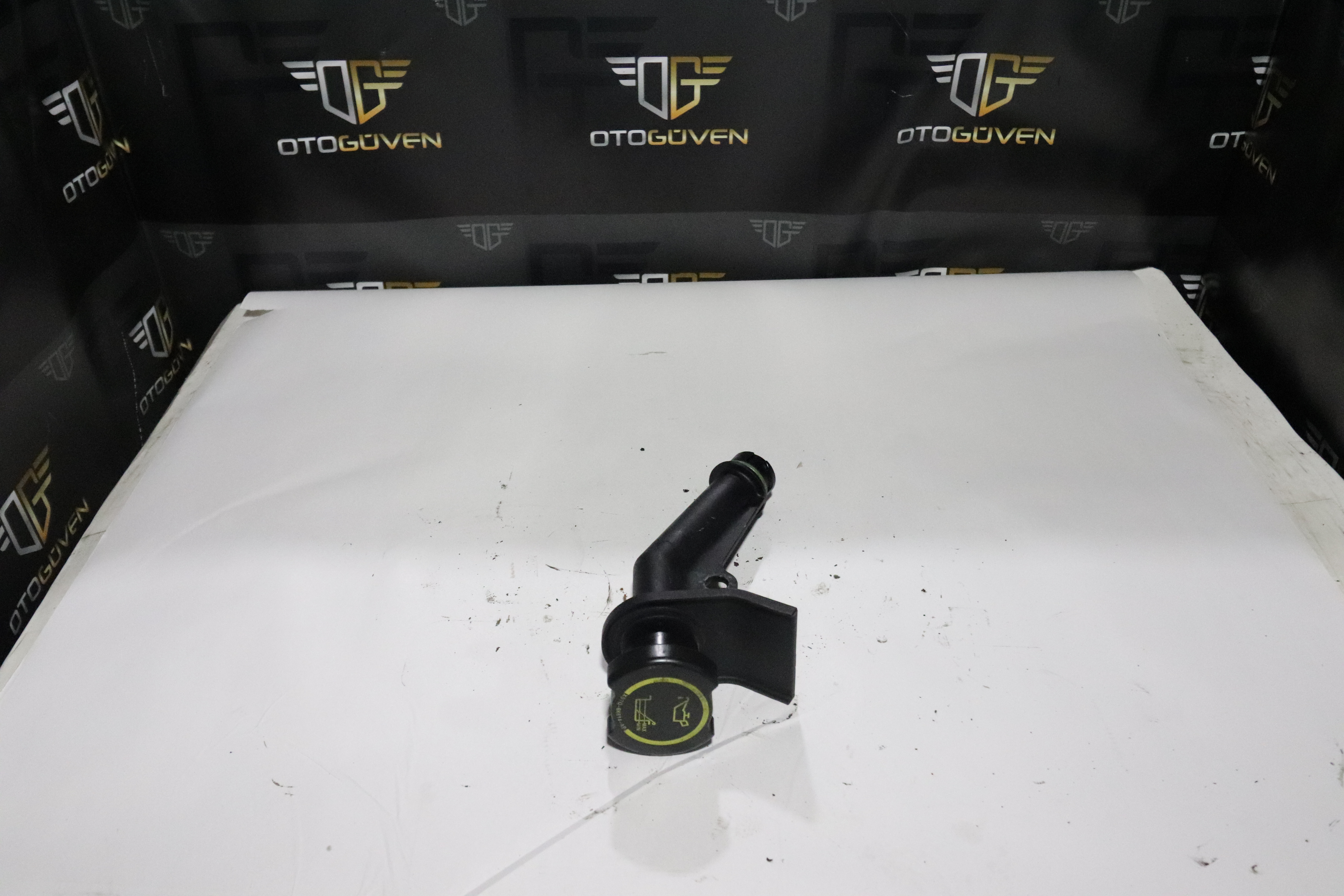 TRANSİT ÖNDEN ÇEKER 2000 YAĞ KAPAĞI