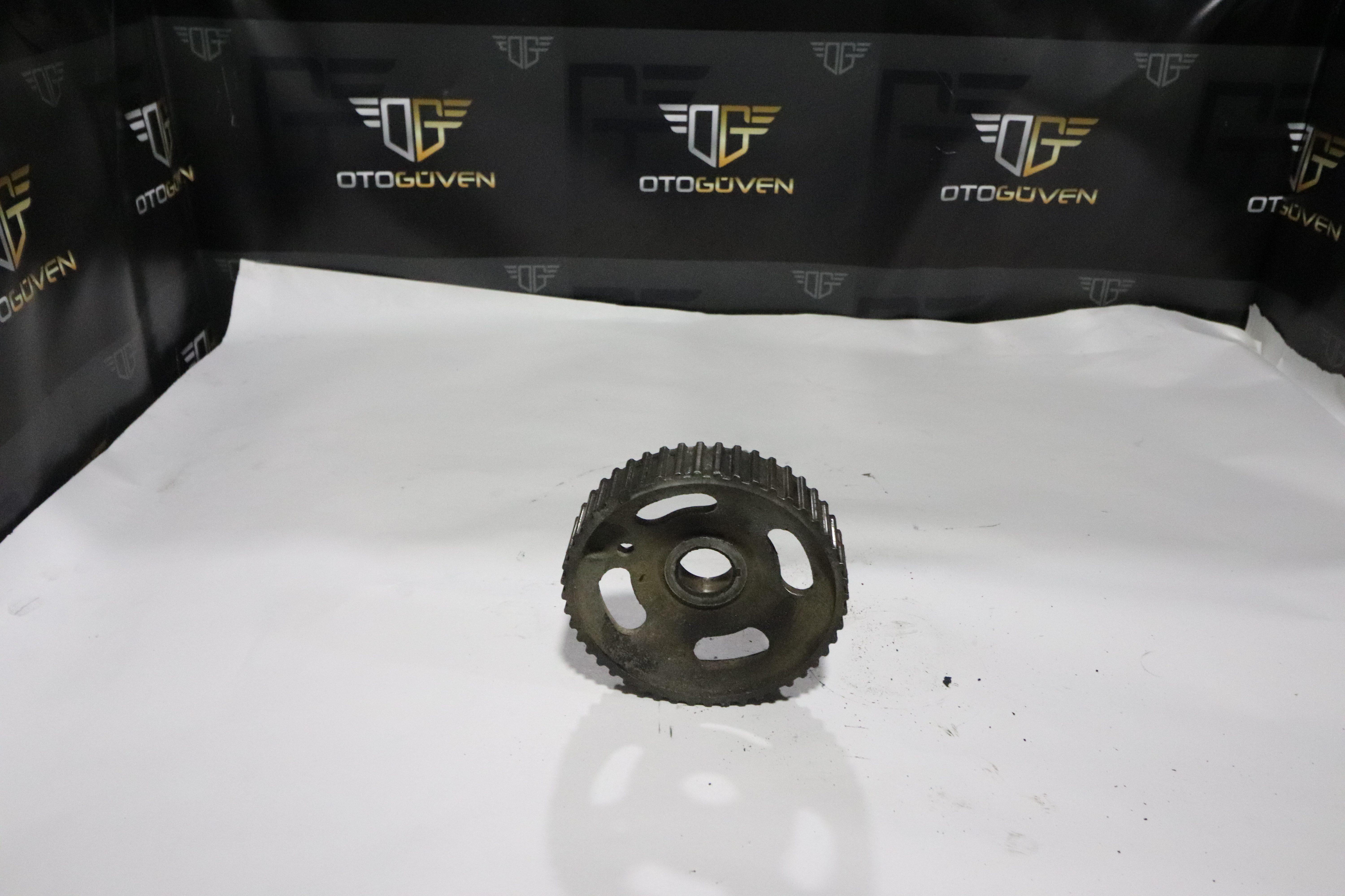 TRANSİT T15 POMPA DİŞLİSİ