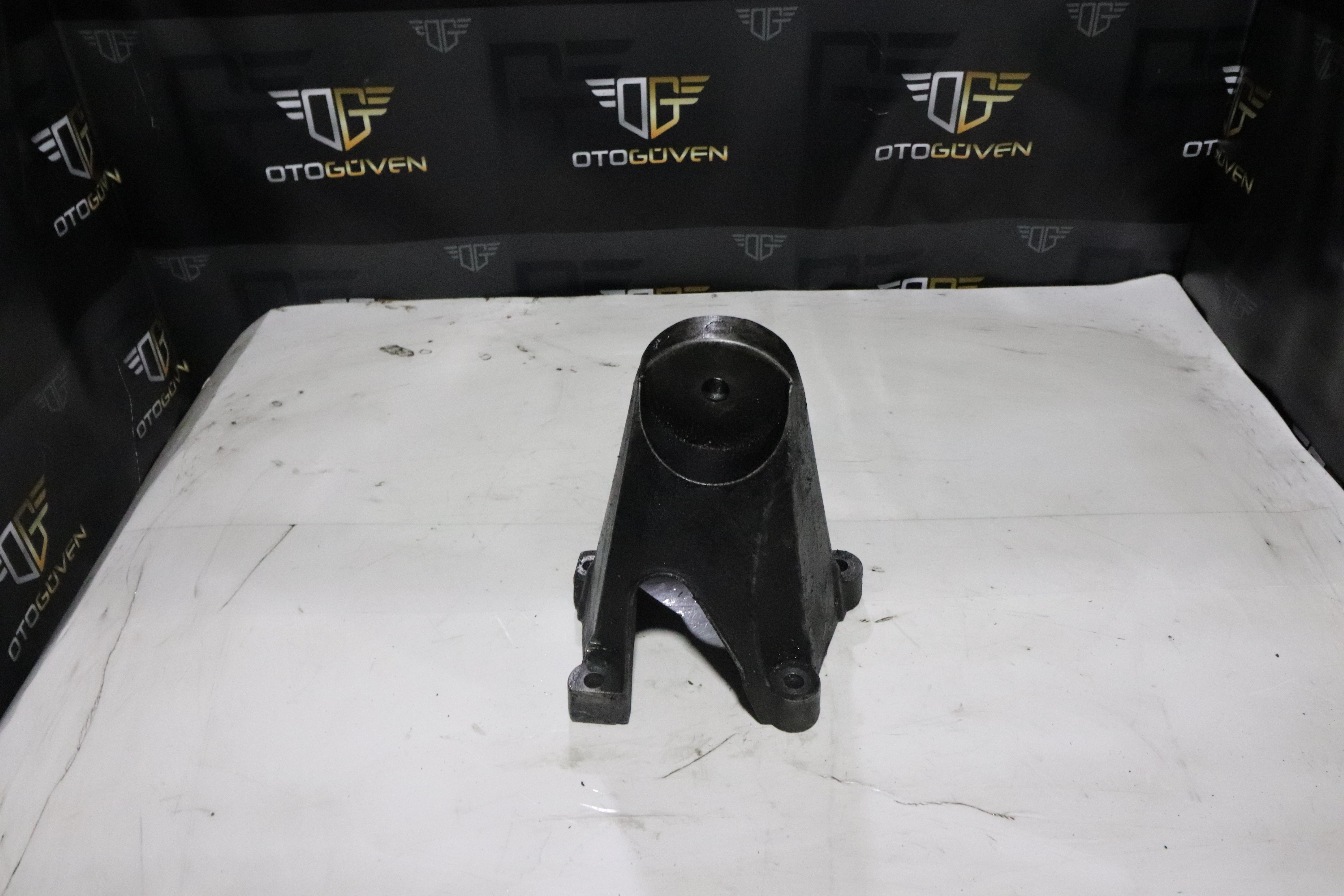 TRANSİT V347 MOTOR KULAĞI